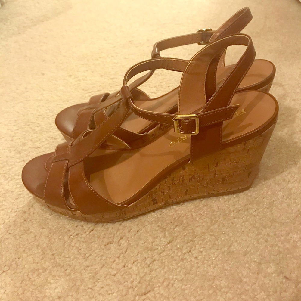 Wedge sandals